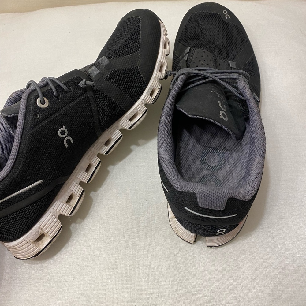 !! ON RUNNING TENNIS SHOES !!